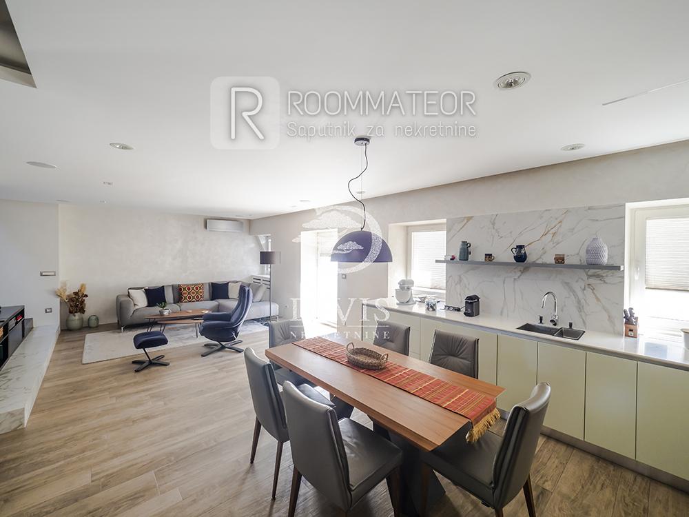 Slika 0 - Vojvode Savatija, Trosoban stan na prodaju, 158m2, 550.000€